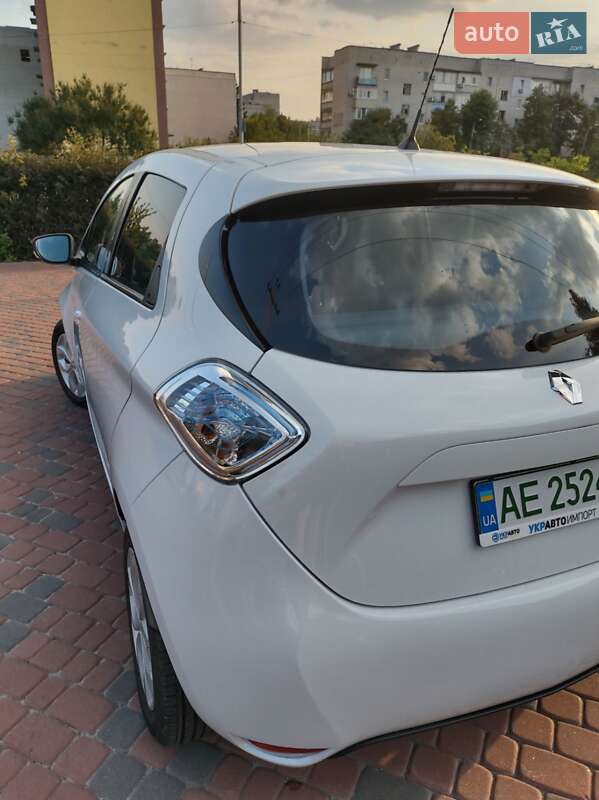 Хетчбек Renault Zoe 2015 в Павлограді