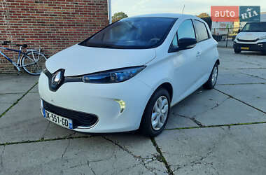 Хэтчбек Renault Zoe 2014 в 