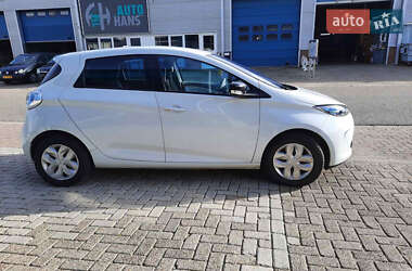 Хэтчбек Renault Zoe 2014 в 