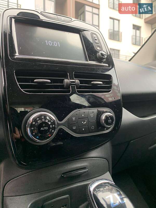 Хэтчбек Renault Zoe 2018 в Львове