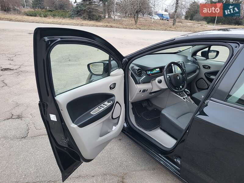 Хэтчбек Renault Zoe 2016 в Кропивницком