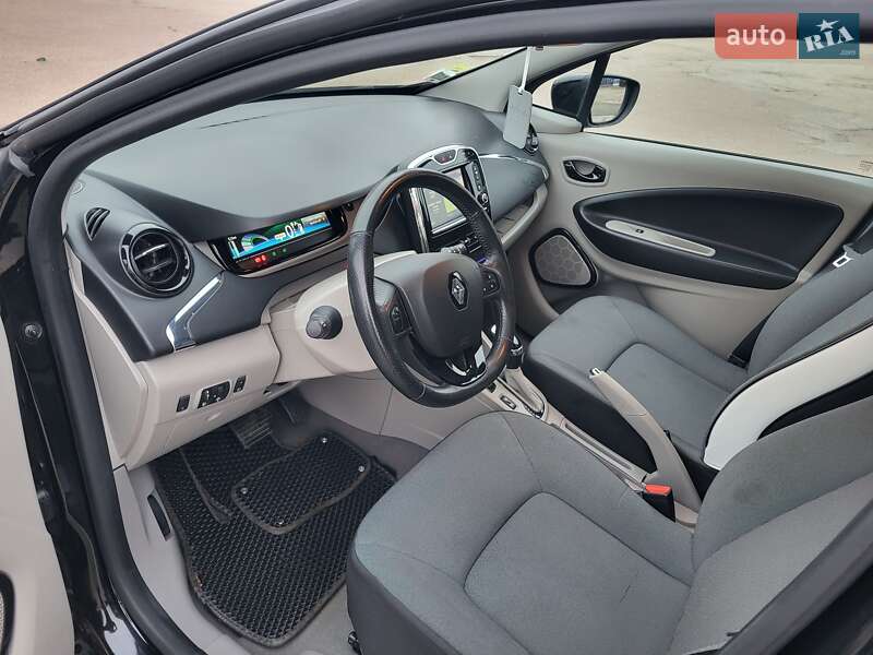 Хэтчбек Renault Zoe 2016 в Кропивницком