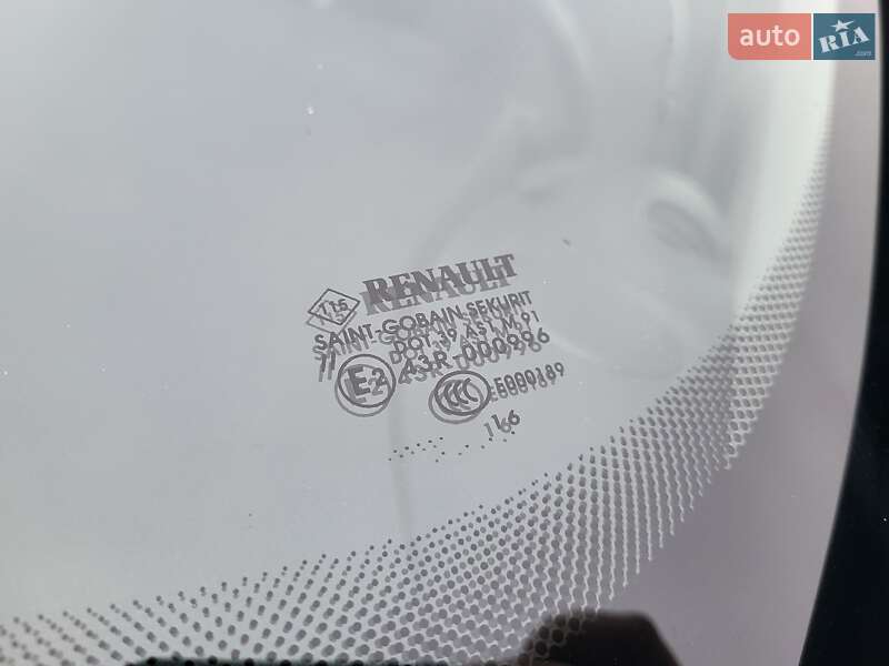 Хэтчбек Renault Zoe 2016 в Кропивницком