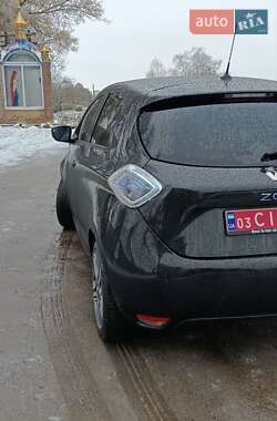 Хэтчбек Renault Zoe 2014 в 