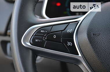Хетчбек Renault Zoe 2020 в 