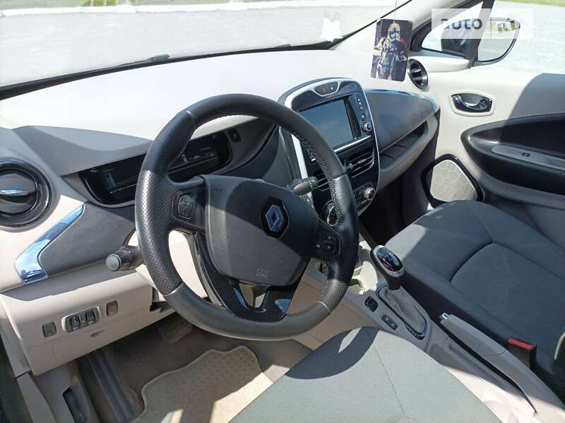 Хэтчбек Renault Zoe 2013 в Дубно
