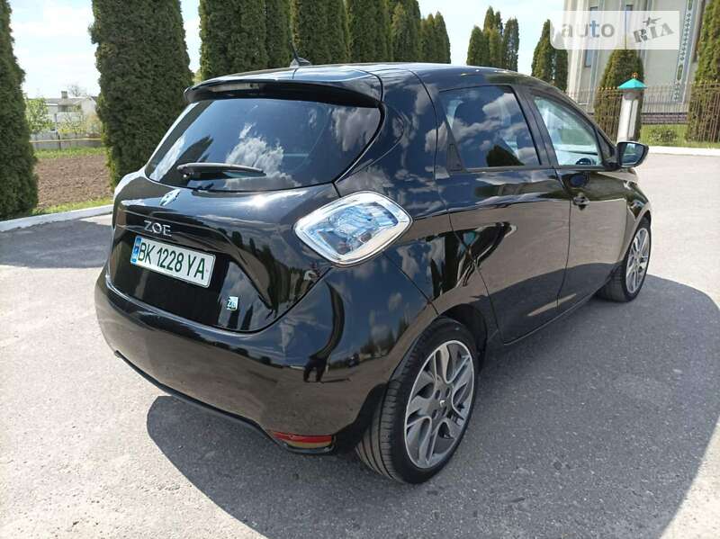 Хэтчбек Renault Zoe 2013 в Дубно