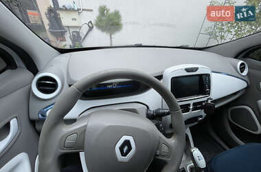 Хэтчбек Renault Zoe 2013 в 