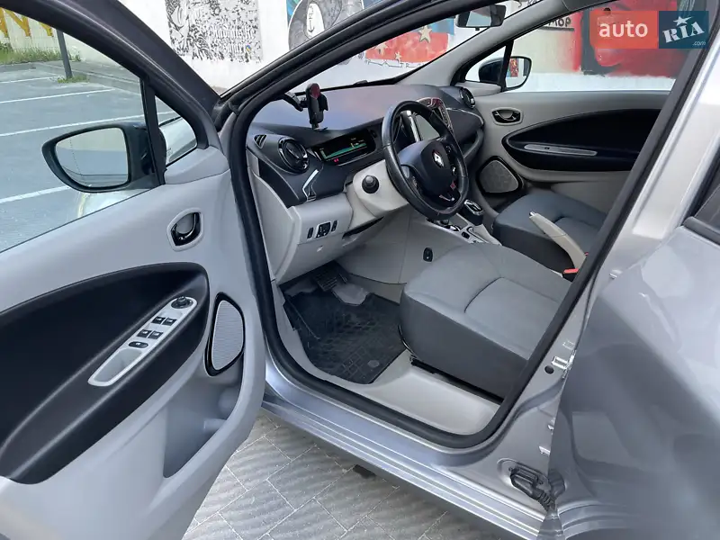 Renault Zoe 2015 VIN VF1AGVYA052494195 фото оголошення 46 з 119