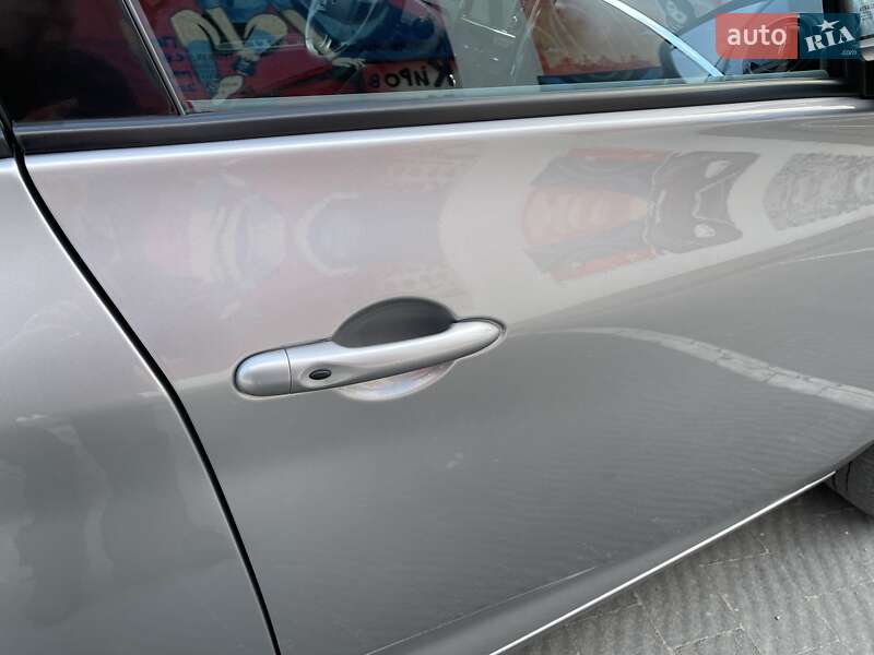 Хетчбек Renault Zoe 2015 в Львові