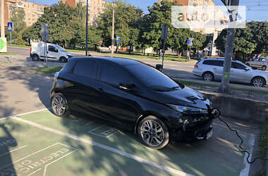 Хэтчбек Renault Zoe 2015 в Ивано-Франковске