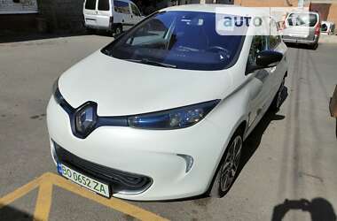 Хэтчбек Renault Zoe 2015 в 