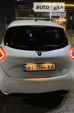 Хетчбек Renault Zoe 2016 в Києві