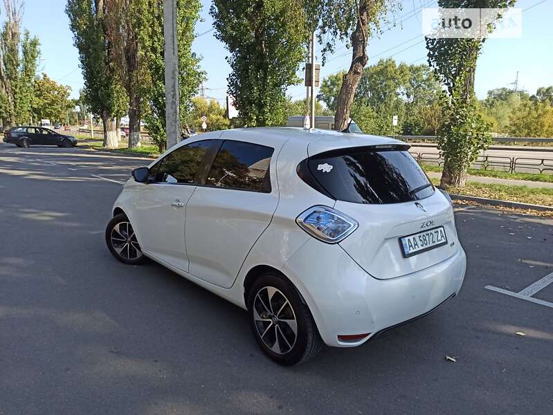 Хэтчбек Renault Zoe 2017 в Киеве