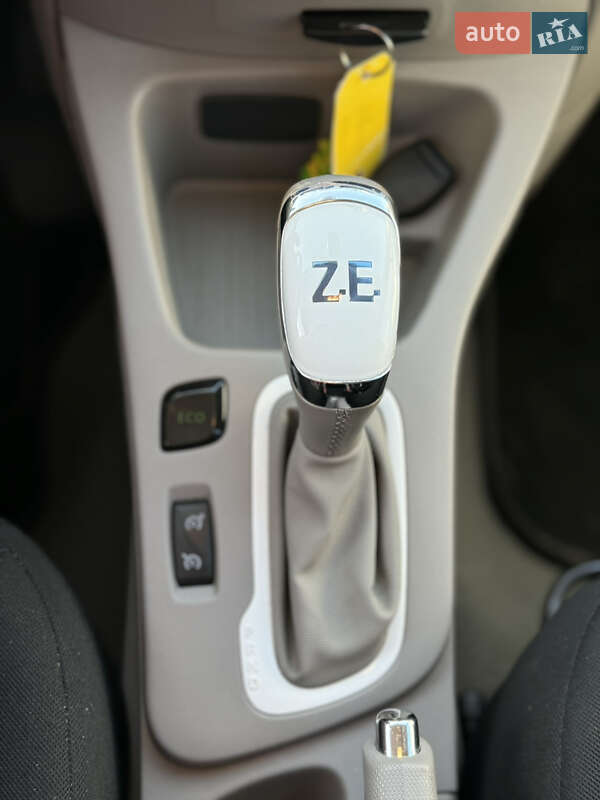 Хэтчбек Renault Zoe 2017 в Полтаве