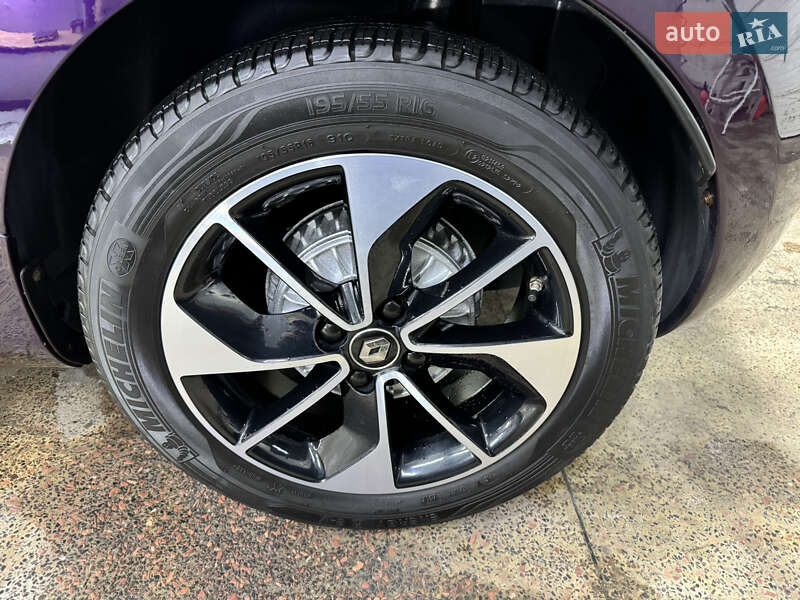 Хетчбек Renault Zoe 2018 в Луцьку