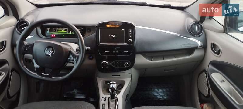 Хэтчбек Renault Zoe 2015 в Львове