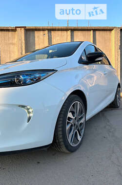 Хэтчбек Renault Zoe 2016 в Запорожье