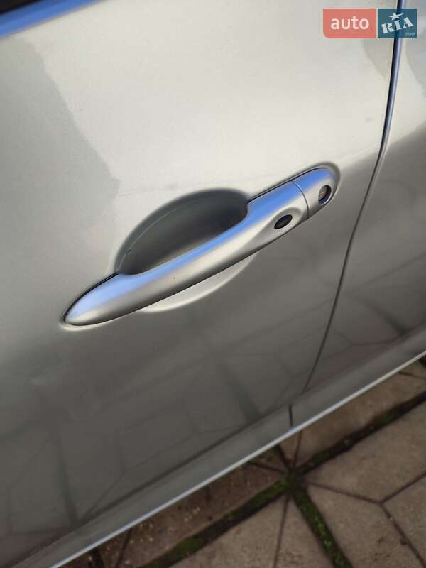 Хэтчбек Renault Zoe 2019 в Заболотове фото 19 Хэтчбек Renault Zoe 2019 в Заболотове