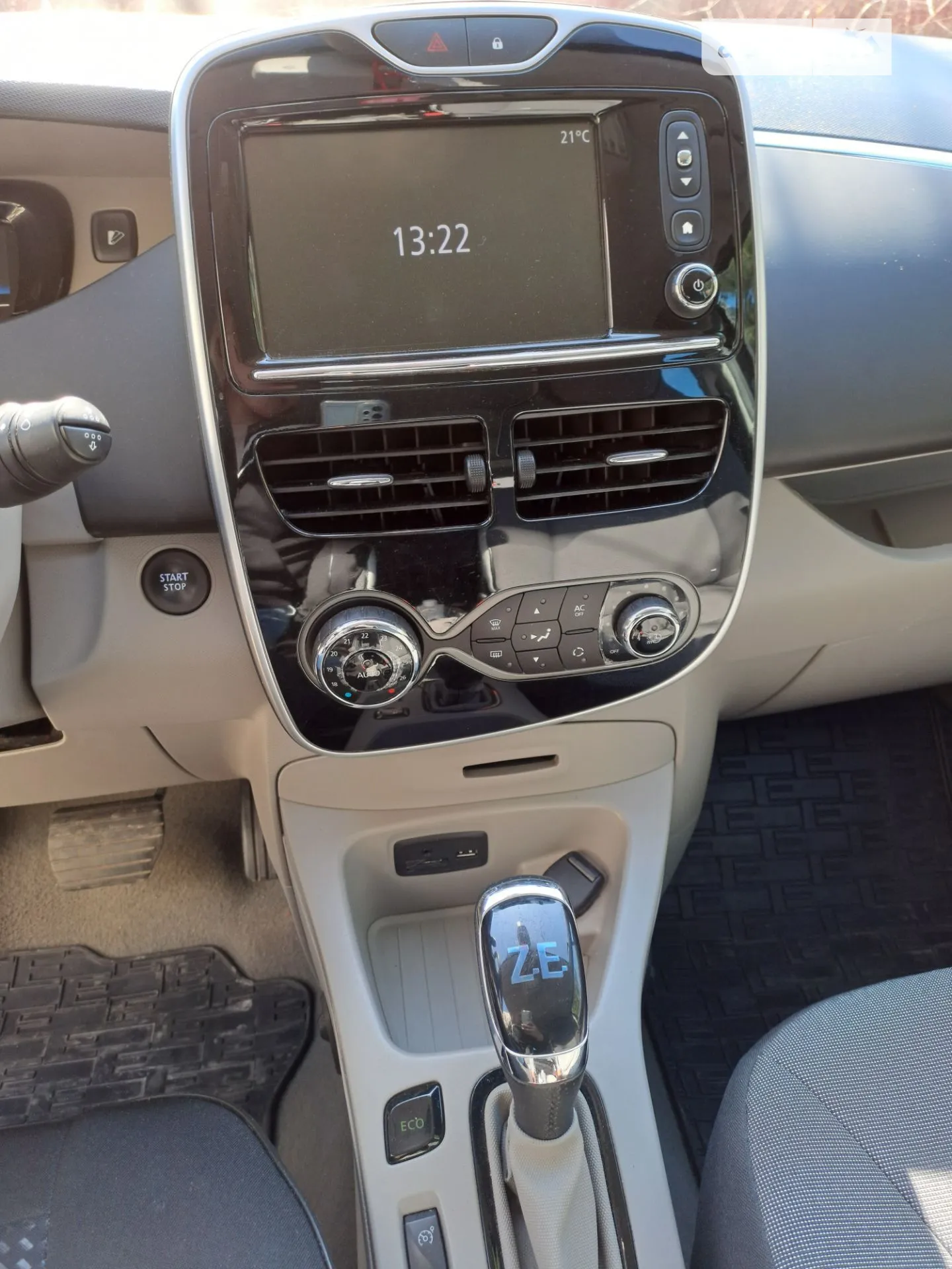 2015 Renault ZOE - мініатюра 6