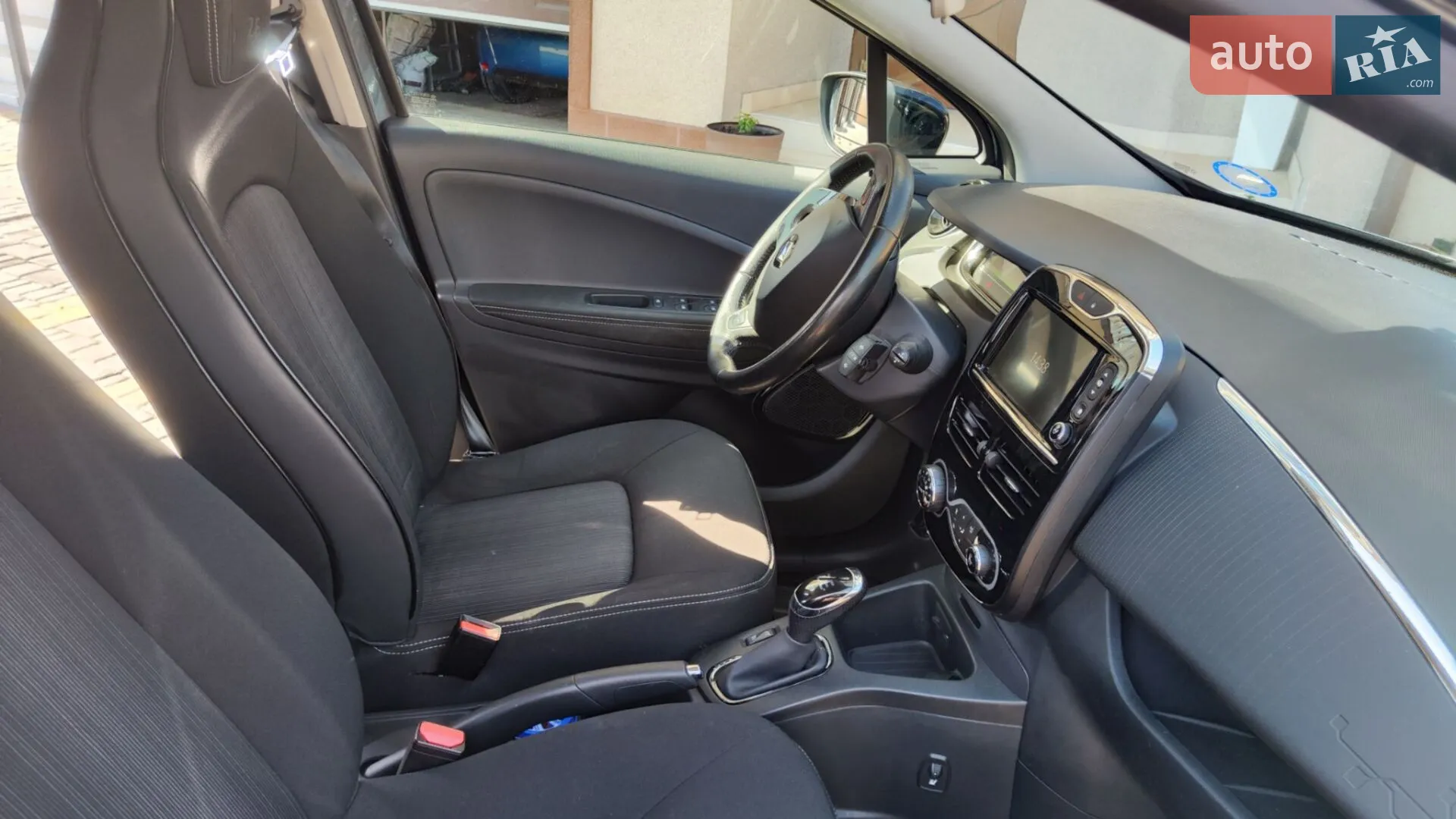 2017 Renault ZOE - мініатюра 13