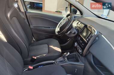 Хэтчбек Renault Zoe 2017 в 