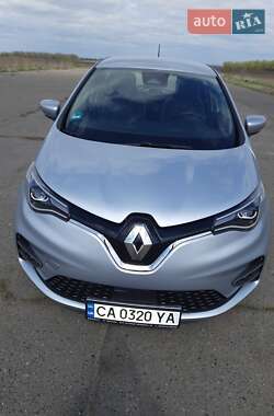 Хэтчбек Renault Zoe 2022 в 