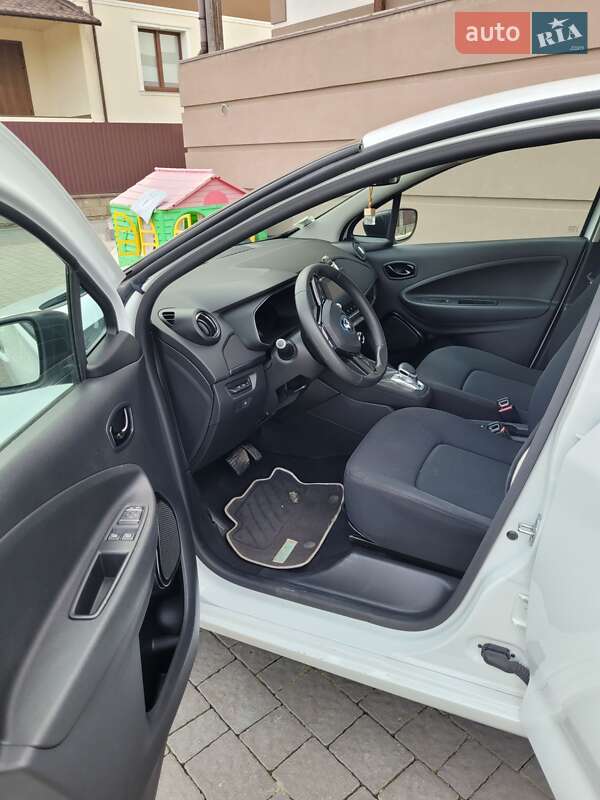 Хэтчбек Renault Zoe 2019 в Дубно