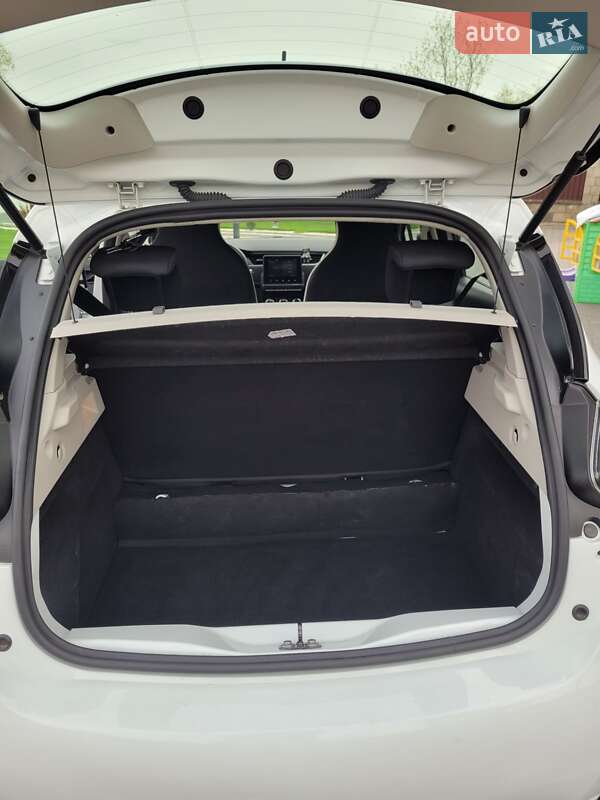 Хэтчбек Renault Zoe 2019 в Дубно