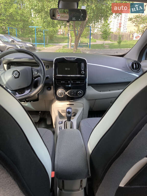 Хэтчбек Renault Zoe 2015 в Ровно