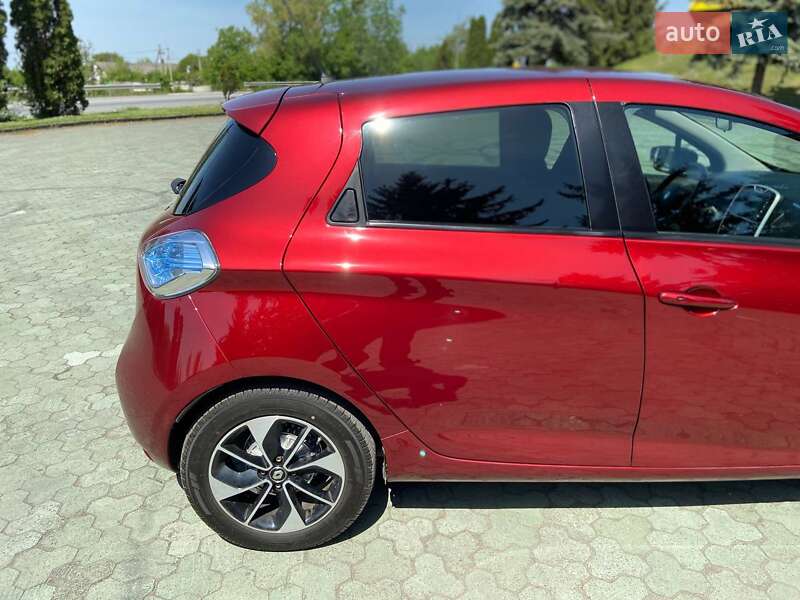 Хэтчбек Renault Zoe 2019 в Дубно