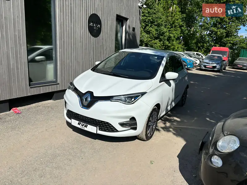 Хэтчбек Renault Zoe 2020 в 