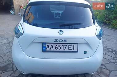Хэтчбек Renault Zoe 2013 в 
