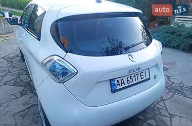Хэтчбек Renault Zoe 2013 в 