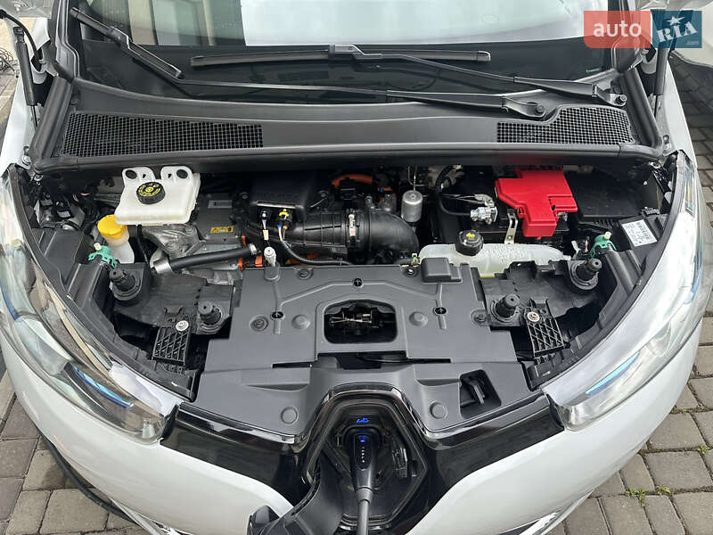 Хэтчбек Renault Zoe 2018 в Ровно