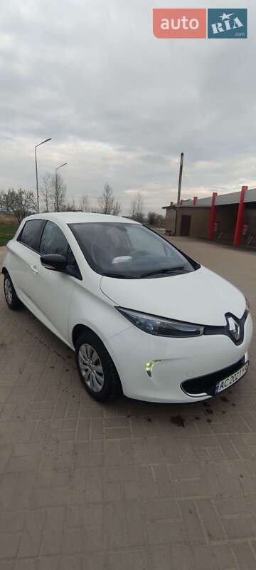 Хетчбек Renault Zoe 2015 в Нововолинську фото 4 Хетчбек Renault Zoe 2015 в Нововолинську