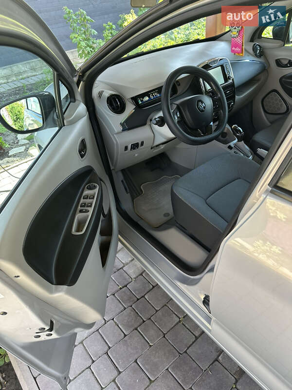 Хэтчбек Renault Zoe 2013 в Деражне фото 6 Хэтчбек Renault Zoe 2013 в Деражне