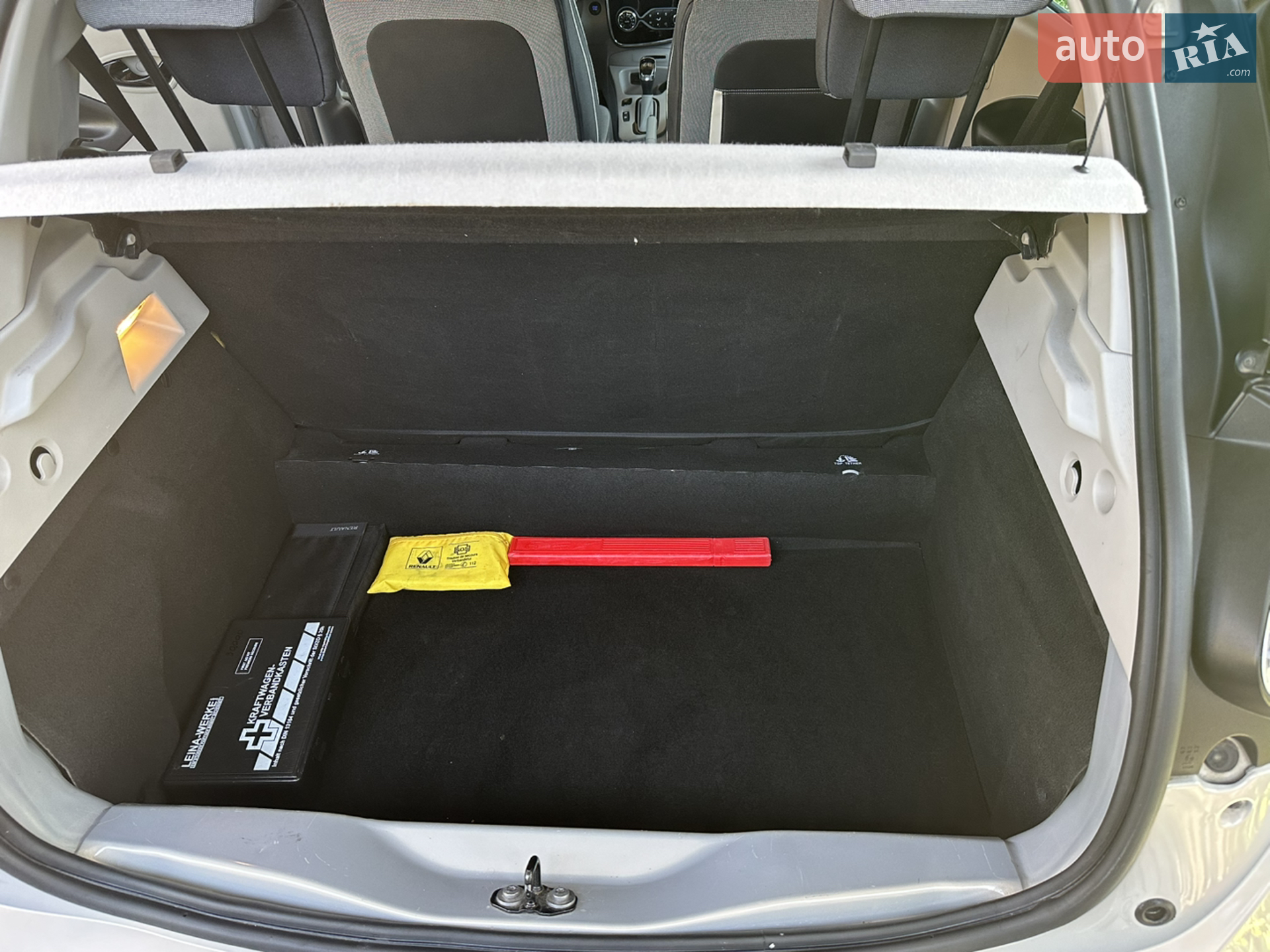 2013 Renault ZOE - мініатюра 11