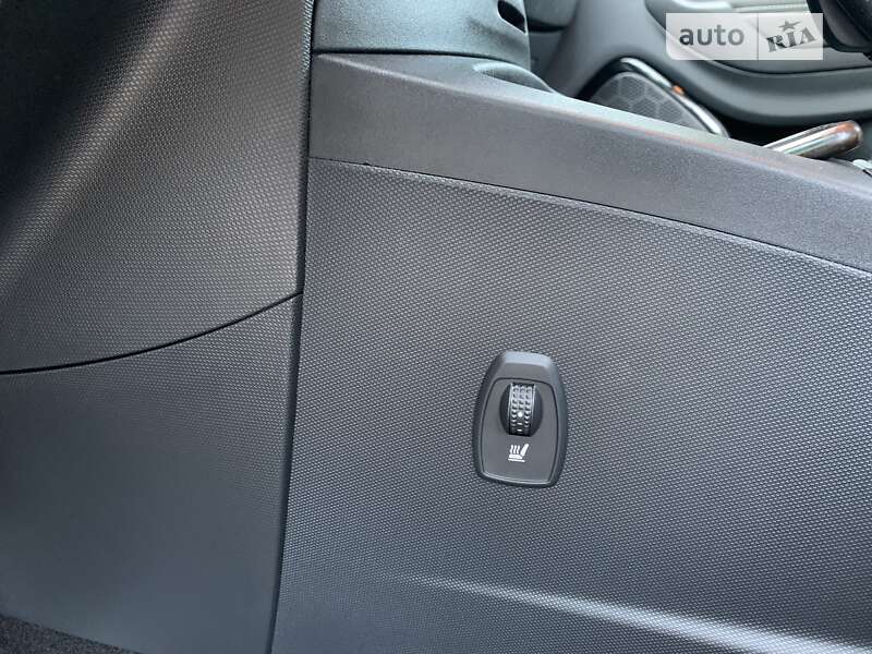 Хетчбек Renault Zoe 2018 в Львові