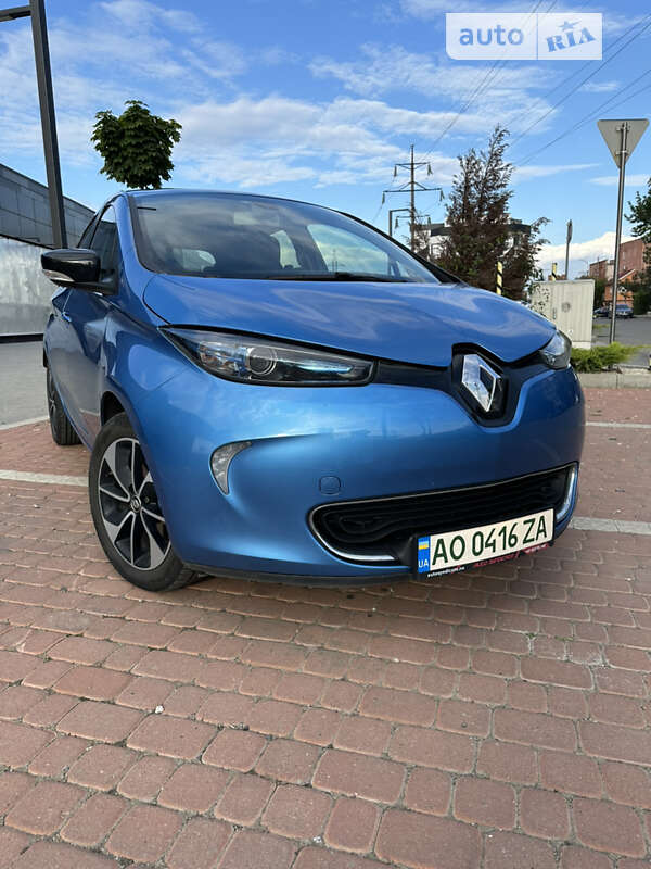 Хетчбек Renault Zoe 2017 в Ужгороді