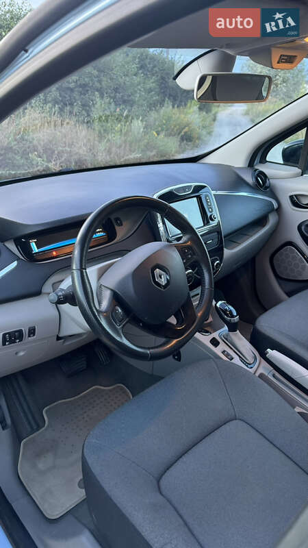Хетчбек Renault Zoe 2015 в Києві
