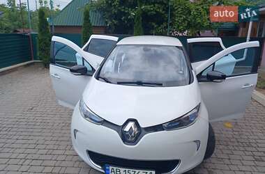 Хэтчбек Renault Zoe 2015 в 