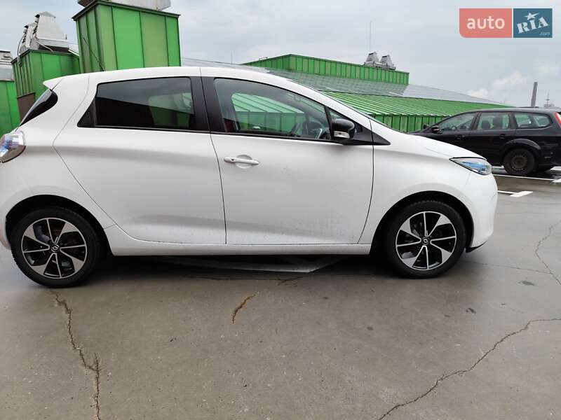 Хэтчбек Renault Zoe 2017 в Киеве
