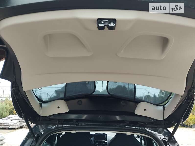 Хэтчбек Renault Zoe 2013 в Черновцах