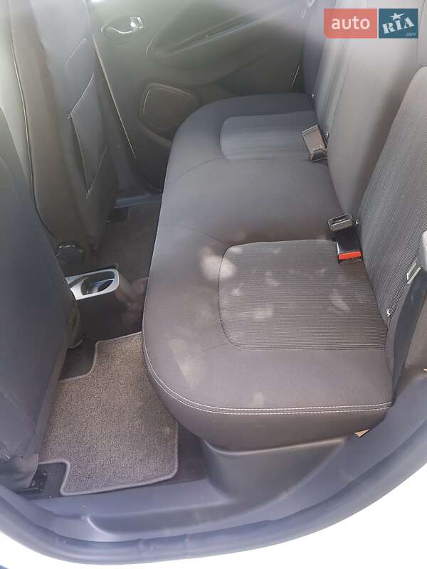 Хетчбек Renault Zoe 2017 в Дрогобичі