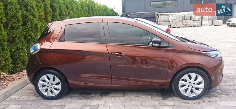 Хэтчбек Renault Zoe 2015 в Луцке