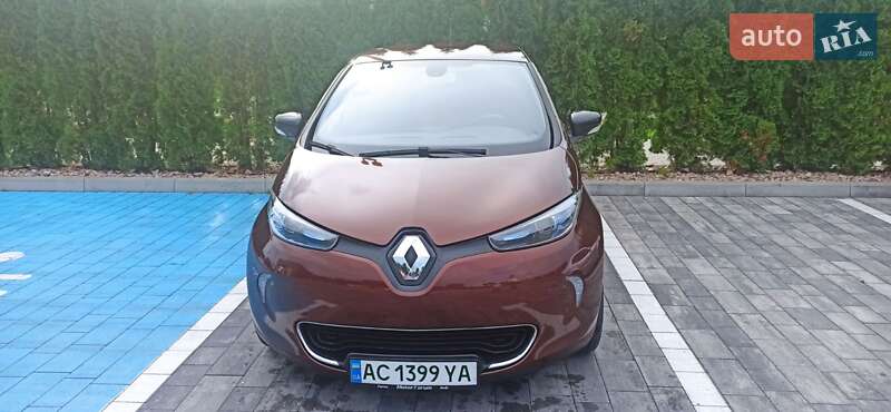 Хэтчбек Renault Zoe 2015 в Луцке
