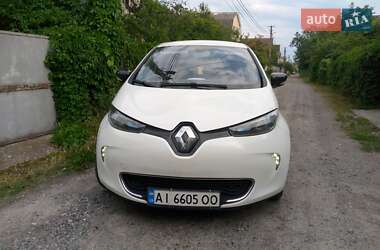 Хэтчбек Renault Zoe 2015 в 