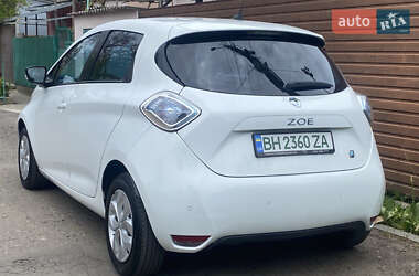Хэтчбек Renault Zoe 2014 в 