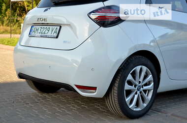 Хэтчбек Renault Zoe 2020 в 